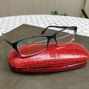 Blue two-toned eyeglass frames